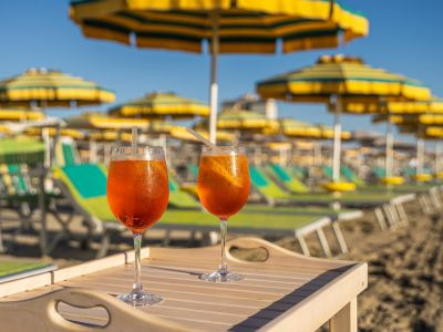03_bagno_umberto_bar_ristorante_in_spiaggia_milano_marittima.jpg
