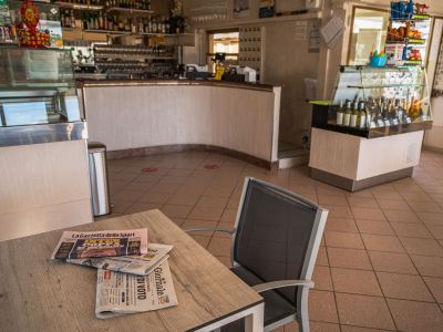 05_bagno_umberto_bar_ristorante_in_spiaggia_milano_marittima.jpg