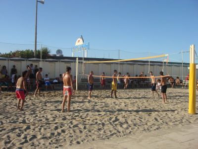 18_bagno_umberto_sport_in_spiaggia_milano_marittima.jpg